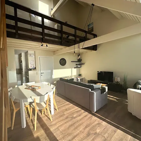 Bel Air - Modern Renovated Duplex With Unique View T33 Appartement *