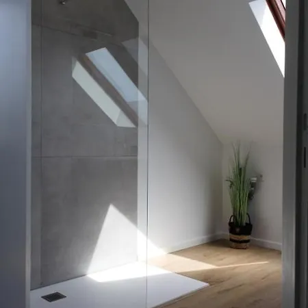 Modern Renovated Duplex With Unique And Calming View T33 Apartament Ostenda